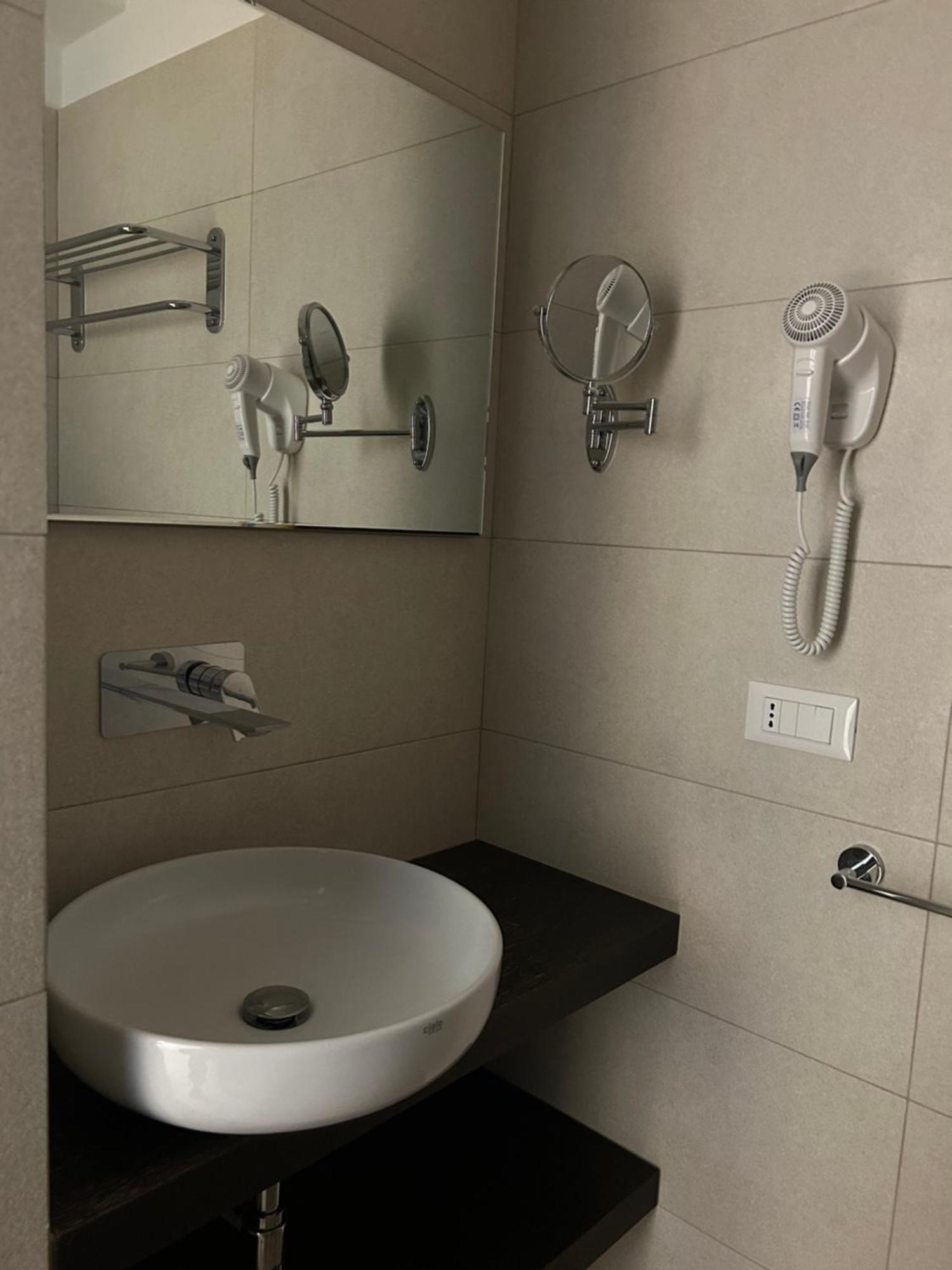 Tuile 34 Bed and Breakfast Lecce Buitenkant foto